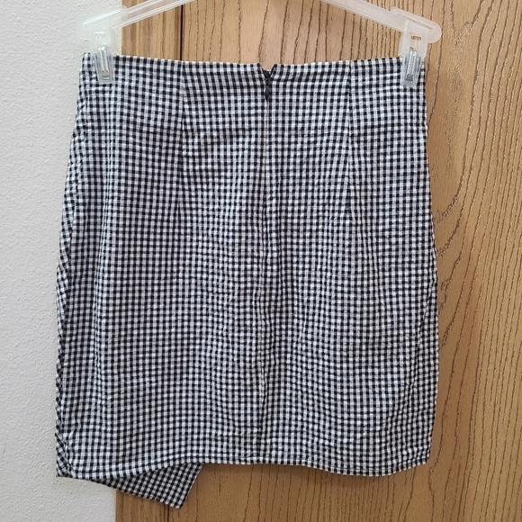 Soprano Black And White Gingham Checkered Plaid Seersucker Knot Wrap Skirt - Picture 2 of 3